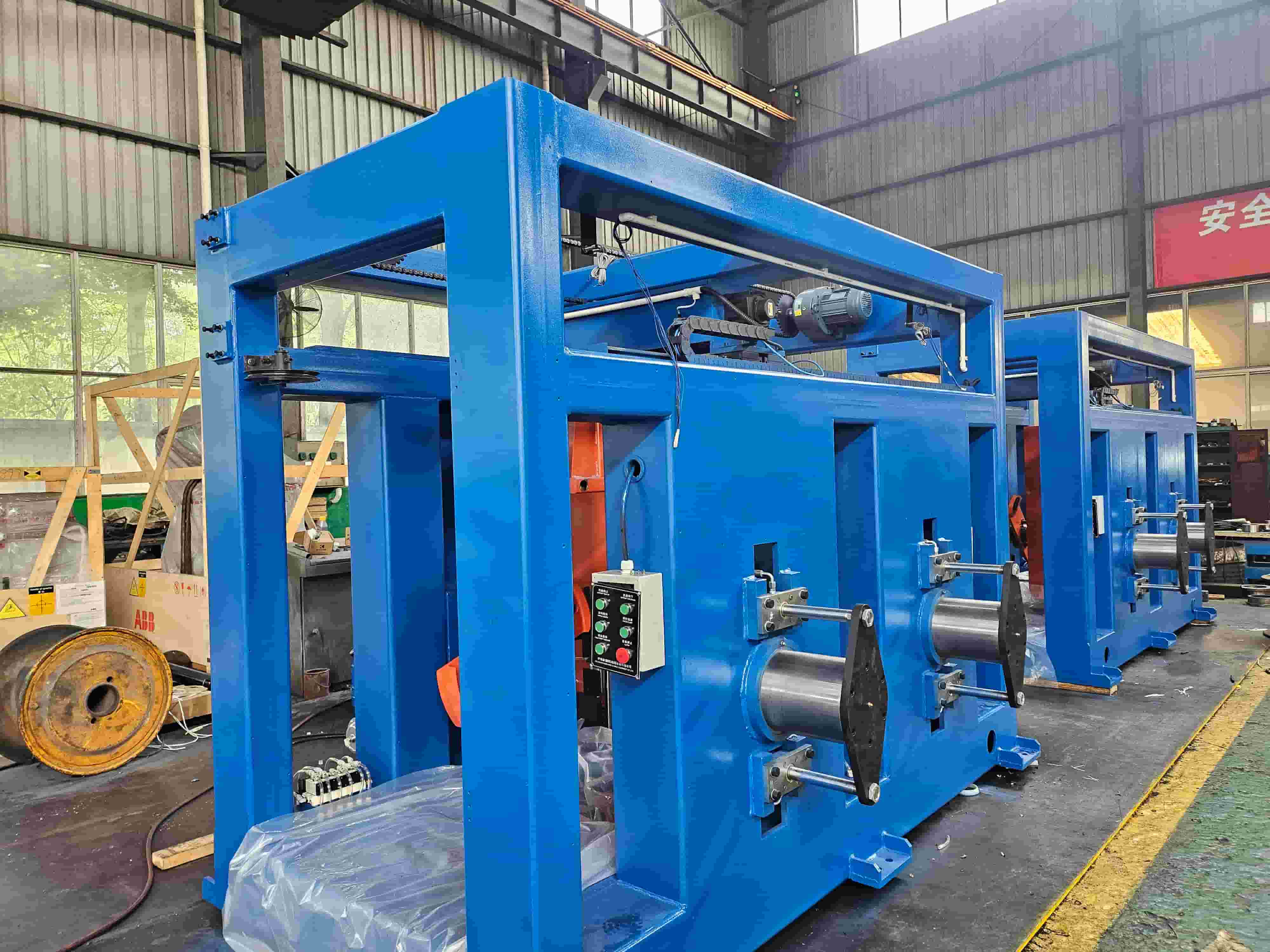 The 800mm double-bobbin winding machine, with a wire take-up speed of up to 30 meters per second, is currently pending loading and shipment!